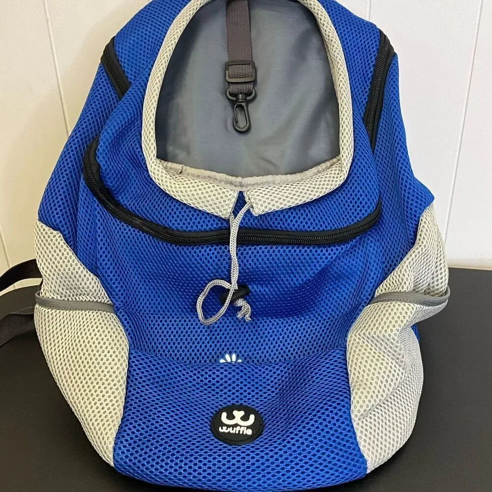 Brand New Wuffles Animal Dog Cat Backpack Black Blue Safety Belt Carrier